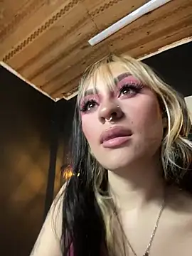 Melodyygirl_ - Spanks ass x10