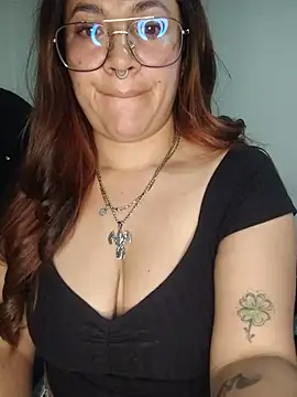 Samm_curvy - Show tits