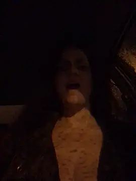 JessicaLove1 - Tear a hole in my panty and show pussy