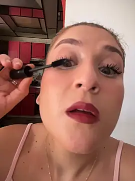 IsabelleMilan - SQUIRT + CONTROL FOR 5MIN 🥵🥵💧