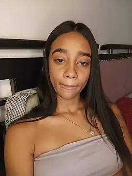 Zoe_Sweett18 - Naked+ finger in the ass