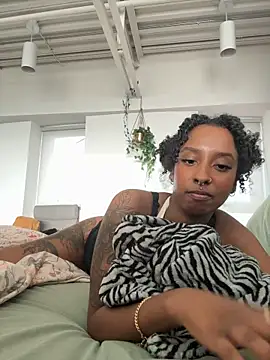 Your_Paris - SQUIRTTTTTTT TS 44TK