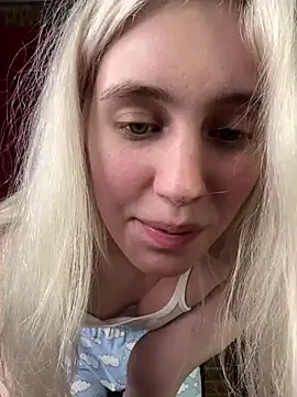 LovelyMiu - lower my panties to the knees+masturbate