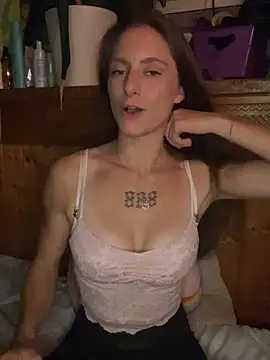TeenLeonie18 - 🍒 Show my Boobs 5 min