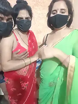Hot_bhabhi2 - Boobs show
