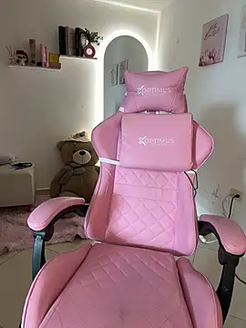 Jenn_Layton - BIG SQUIRT RAIN 💎💎💎