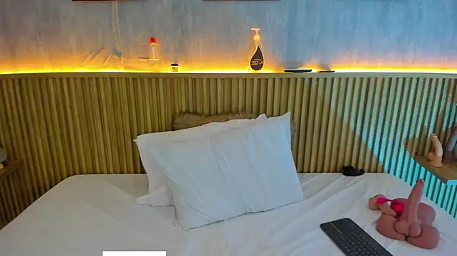 Kenya_stone_1 - finger pussy