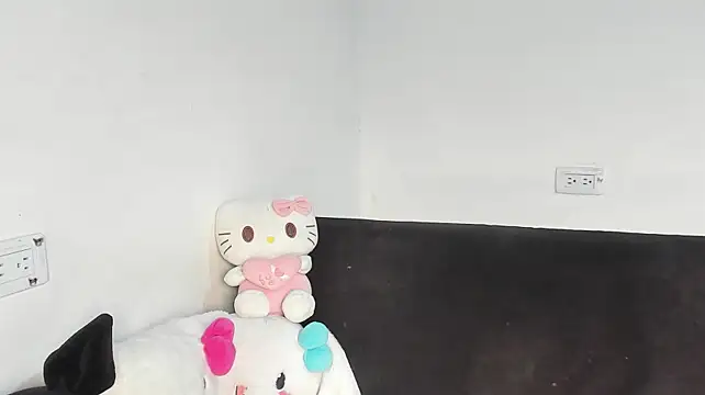 Eirlysx - riding reverse cowgirl dildo
