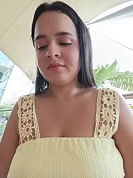 Julieth_hot-69 - Lush on My ass😈🍑 make me warm up
