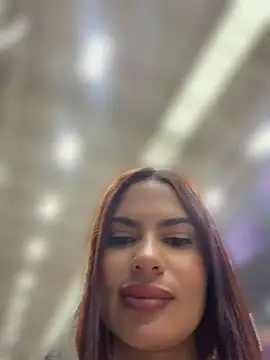 Irina_Velvett - Flahs tits in públic 🥴😈