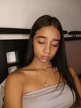 Zoe_Sweett18 - Naked+ finger in the ass
