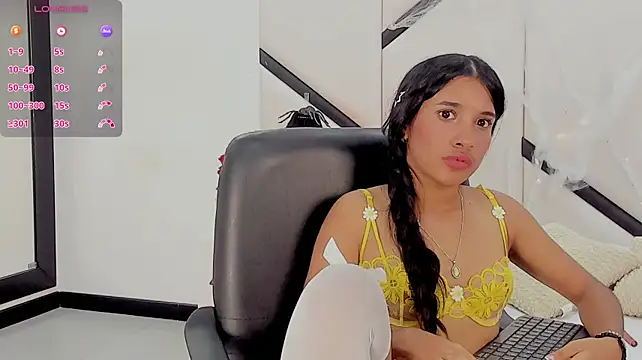 RebeccaWalton - Spank ass x10 and teasing