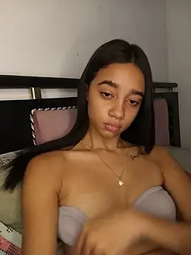 Zoe_Sweett18 - Naked+ finger in the ass