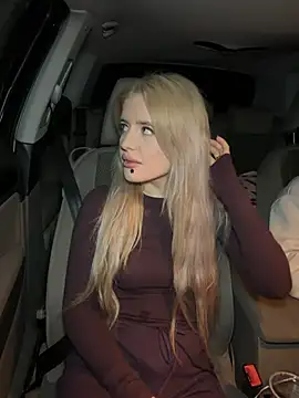 Holly-Glamour - Boobies last tip ein stranger Video