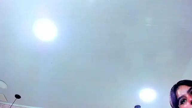 Nicole_Santana - Fingering a very wet vagina