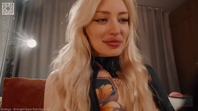 LinaKinky - I prefer your Face to a chair. Feel Me