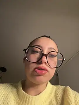 Queenlo_xxx - suce encore fort lolo