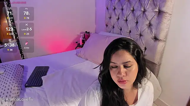 Alannalove_ - 🔥Naked and rub my clit