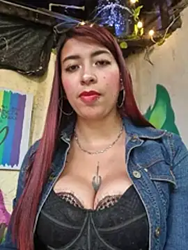 Kari-h - Spit on and lick my tits