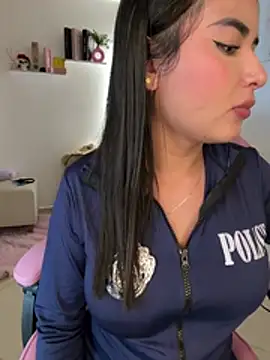 Jenn_Layton - BIG SQUIRT RAIN 💎💎💎