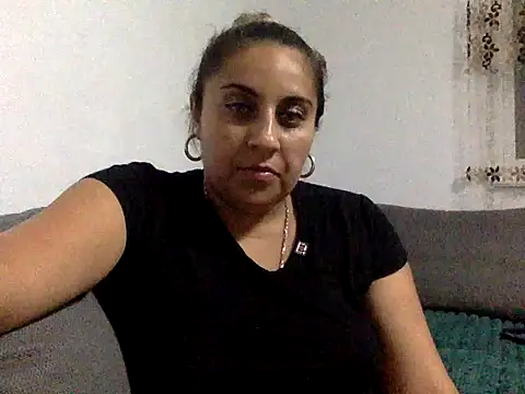 Antoniasweety - play yhit my pusyyy