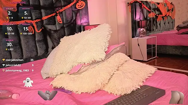 KendallVixen - look mi ass