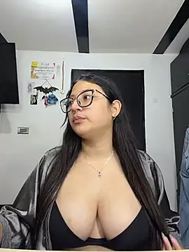 Candy_isita - Dildo in pussy