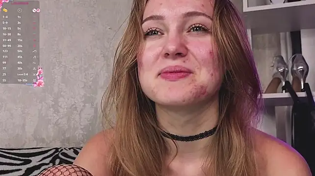 VanessaLightDiamond - 🎀close‑up spankings of my ass🎀