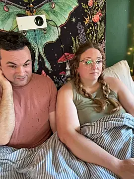 Thatcutegirlwtheglasses - make out