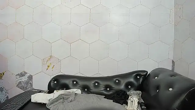 Anaa_Fuentess - show tits +2 spanks 🌻❤