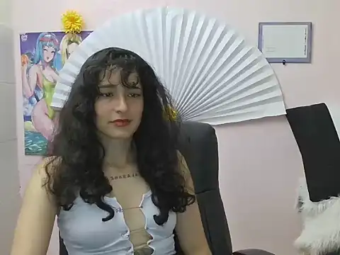 Caramel_Hotty - FLASH tits AND oil