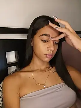 Zoe_Sweett18 - Naked+ finger in the ass