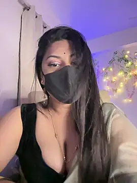 Indian_queen007 - boobs show