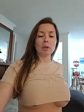 Karina_warthon - Oil in my ass