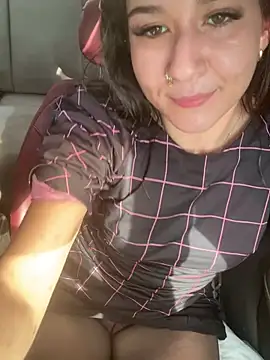 Everyonelovespearl - Finger pussy ☺️