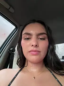 Maddy_Rouse_ - Saliva big boobs+ rub pussy Uber 🥵😈