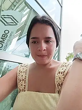 Julieth_hot-69 - Lush on My ass😈🍑 make me warm up