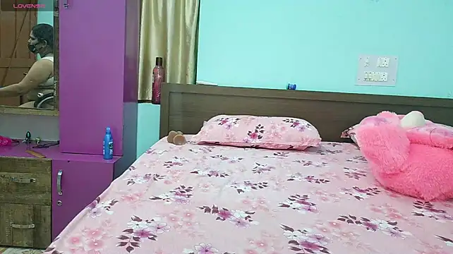 SWEETY_RANI - ass oiling and pussy show