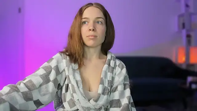 Linarionchik - pussy closeup dildo