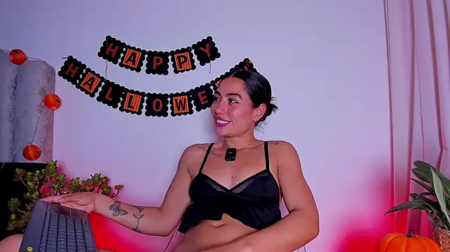 Samantha_bss - AUDI Q3 (fuck me for squirt daddy)