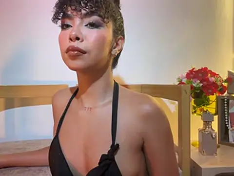 TamaraMontielP - camel toe