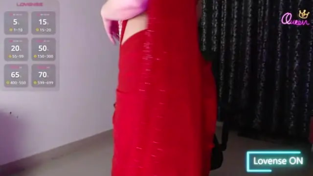 Screen_Queen_xoxo - remove my bra