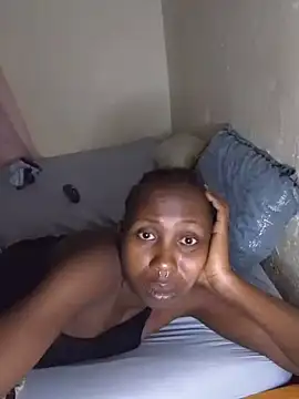 Kenyalove - Bull ring show & sexy dance