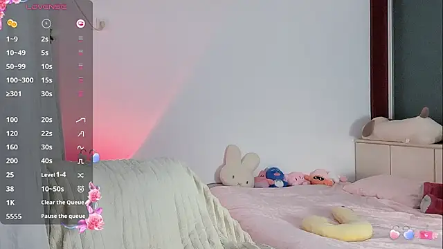 _flipped_ - show boobs露胸