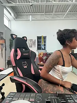 Your_Paris - SQUIRTTTTTTT TS 44TK