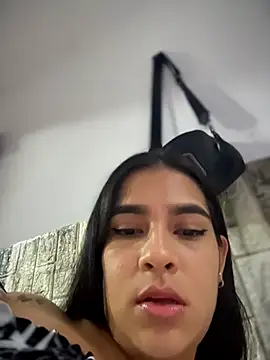 _VAL_XXX - PANTY OFF + FINGERING PUSSY