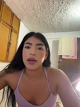 Misty-kat - fingering pussy