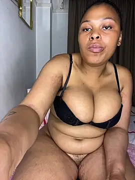 Bubbles156 - be my king daddy
