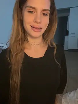 EmiliaCatalina - 2 squirt clips💦