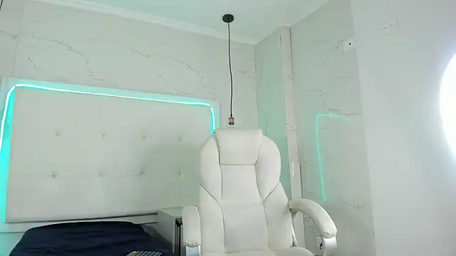Heidy_milf - dildo in pussy